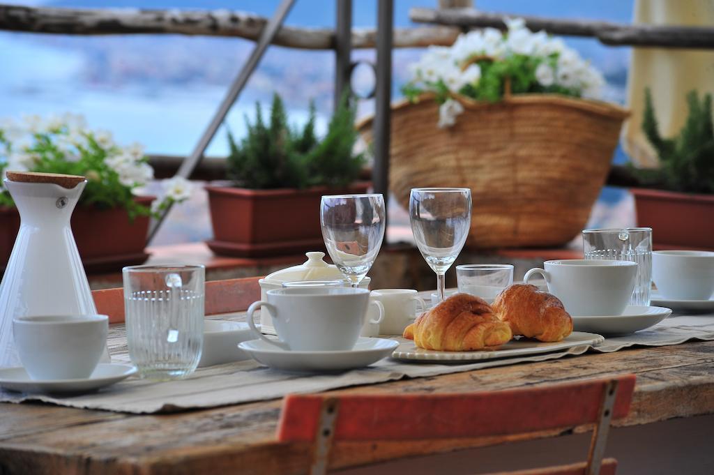 San Martino Rooms & Breakfast Borgio Verezzi Kültér fotó